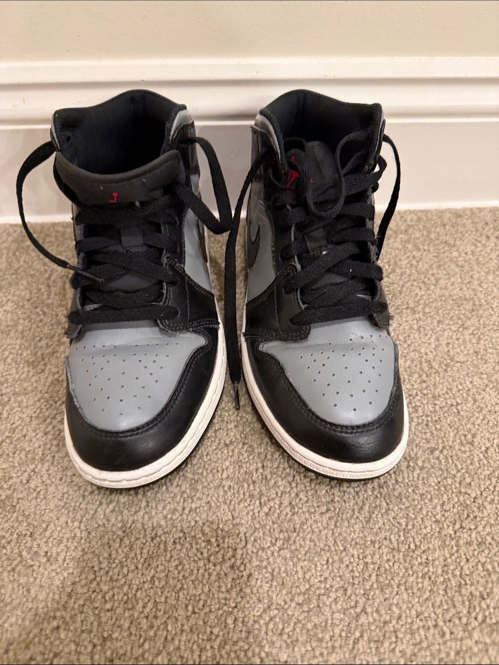 Nike Kids High-Top Sneakers - Black & Gray with Red Accent
